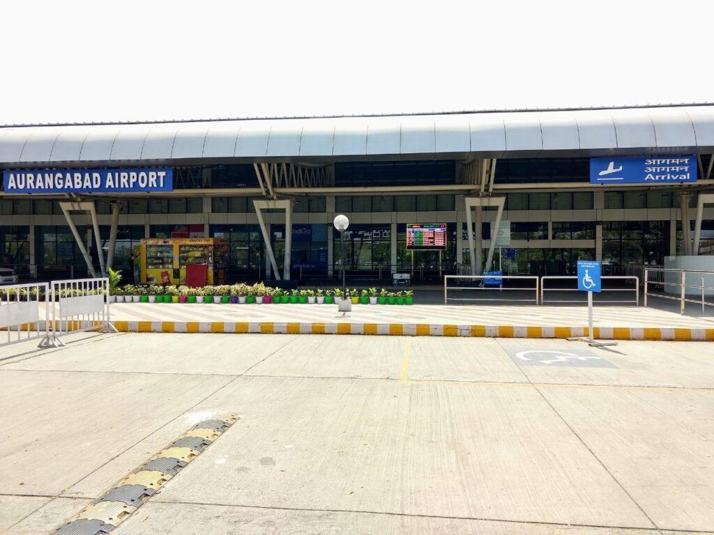Shirdi to Aurangabad Airport Cab